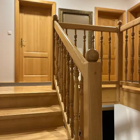 Pr Fajfarju Ferienhaus *