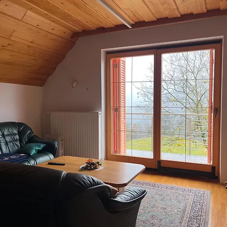Pr Fajfarju Ferienhaus Spodnja Sorica