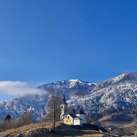 Pr Fajfarju Ferienhaus
